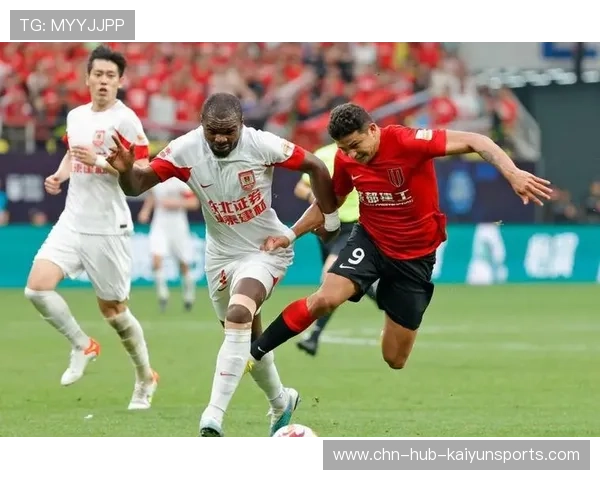 蓉城主帅锋霸摘得中超8月最佳,蓉城主帅锋霸摘得中超8月最佳球员是谁